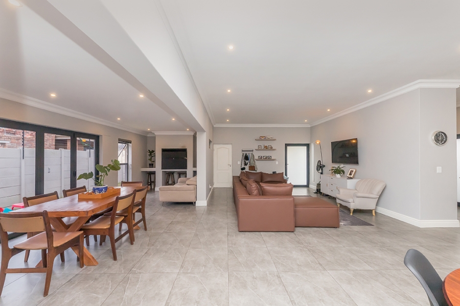 3 Bedroom Property for Sale in Durbanville Western Cape